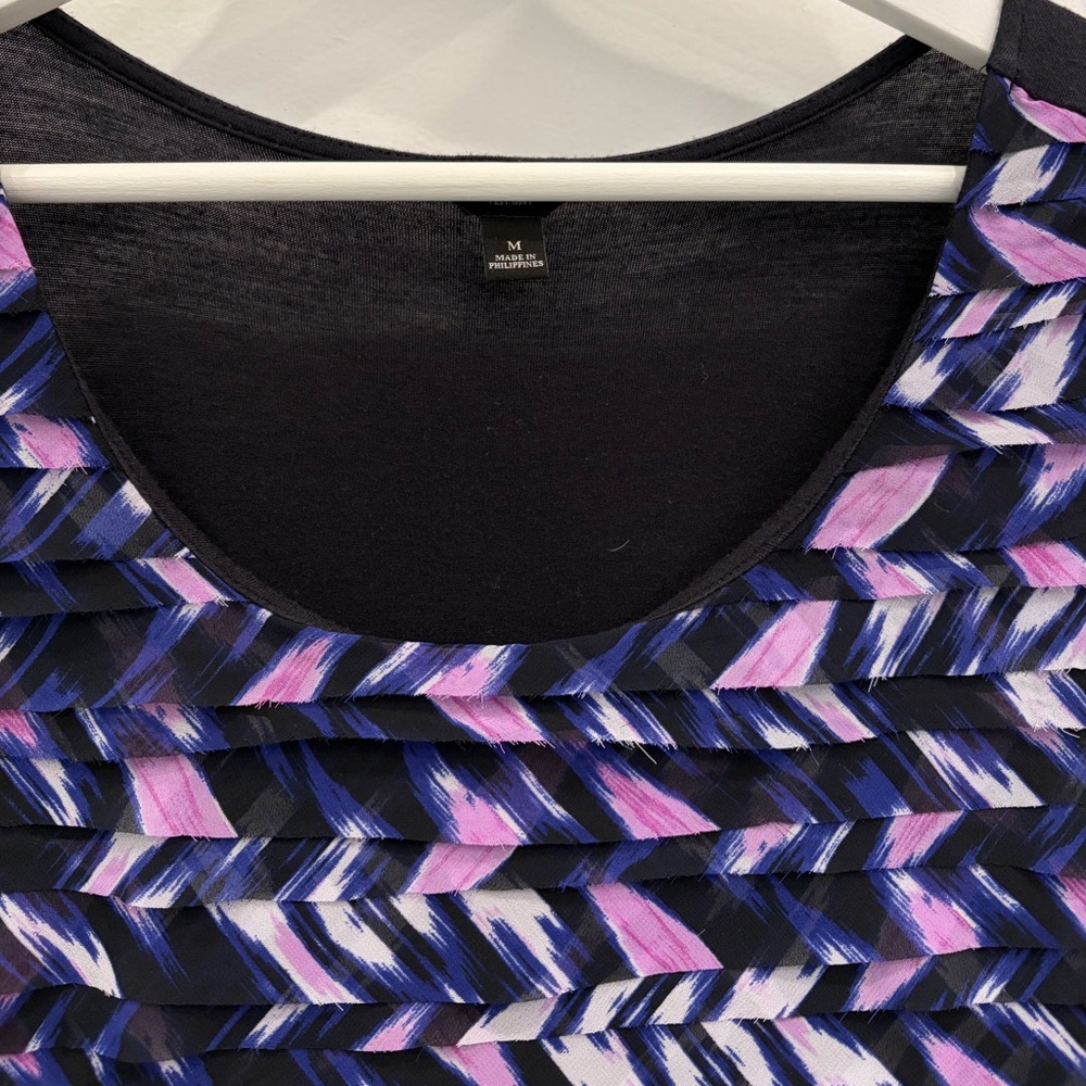 Ann Taylor Patterned Sleeveless Ruffle Top - Picture 2 of 4